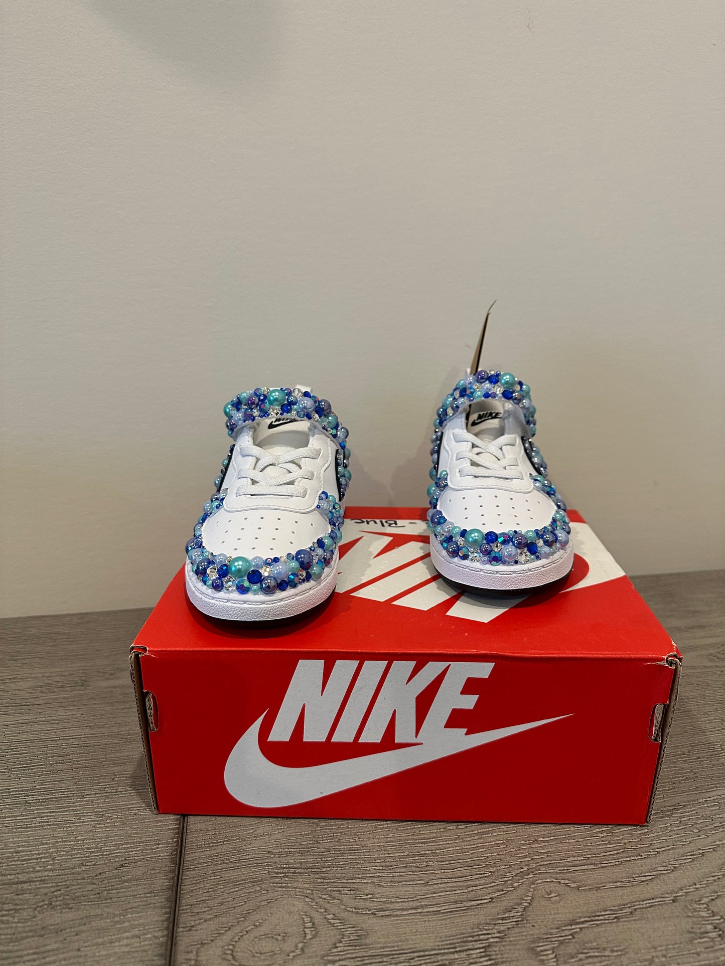 Big Kids Sparkling Bedazzled Girls’ Gym Shoes – Customizable & Fun! (Copy) (Copy)